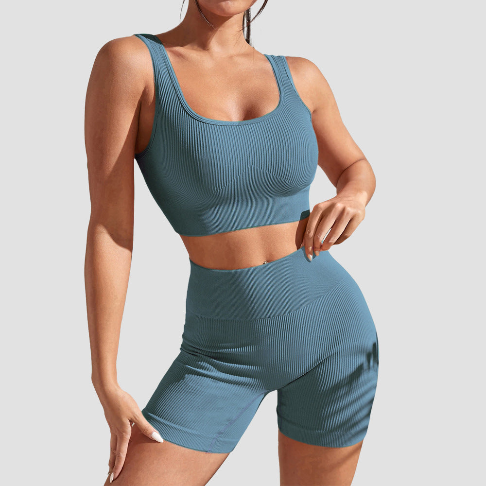 Seamless Women's Yoga Set with High-Waisted Leggings