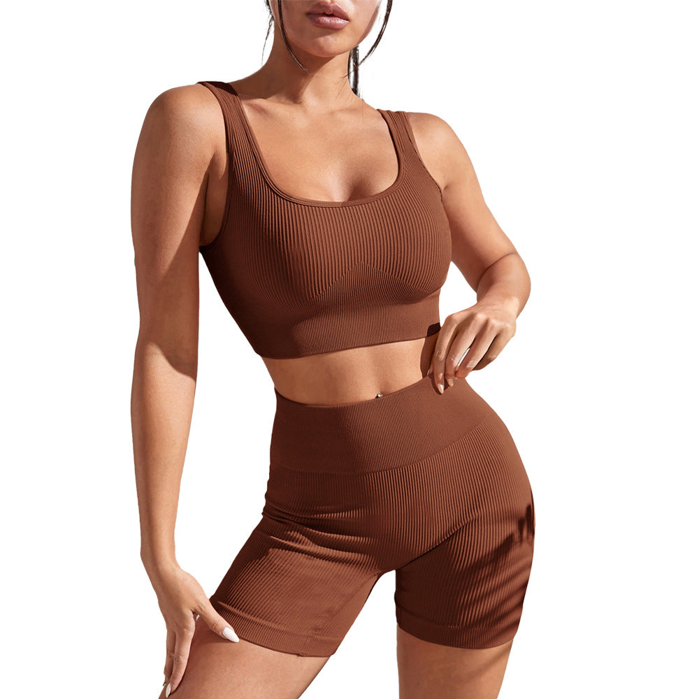 Seamless Women's Yoga Set with High-Waisted Leggings