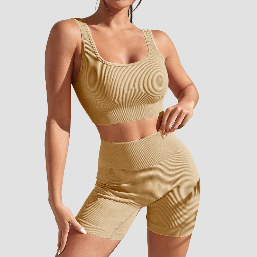 Seamless Women's Yoga Set with High-Waisted Leggings