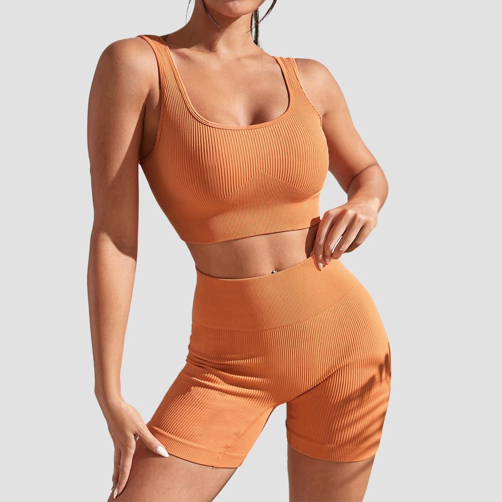 Seamless Women's Yoga Set with High-Waisted Leggings